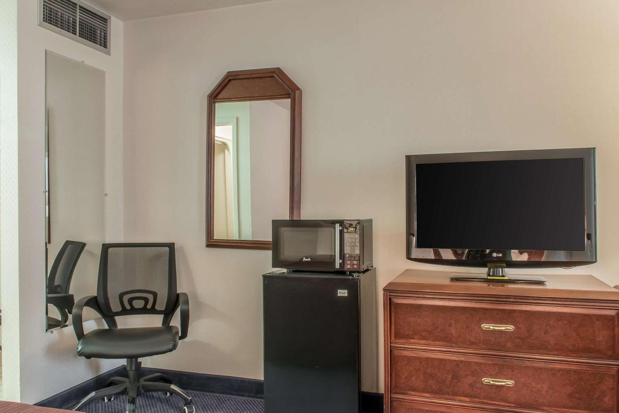 Quality Inn Bedford Exteriér fotografie